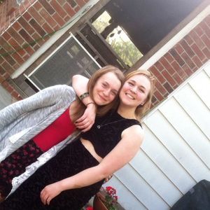 Meet your Posher, Denise